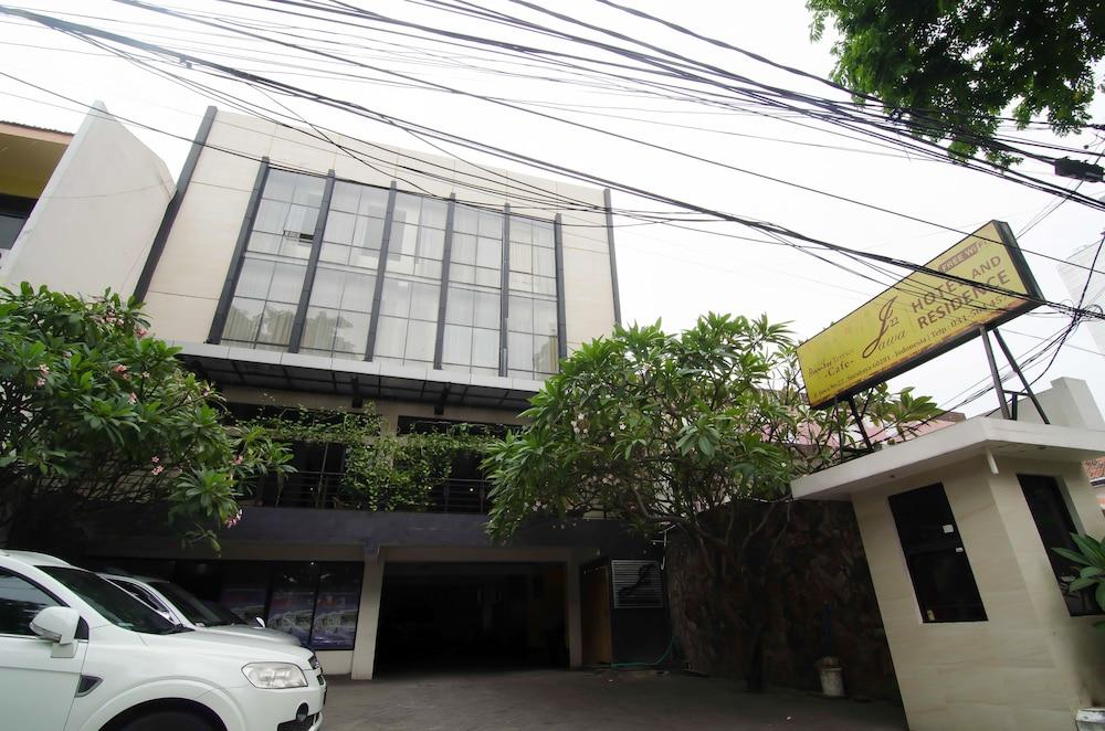 Reddoorz Near Gubeng Station Hotell Surabaya Eksteriør bilde